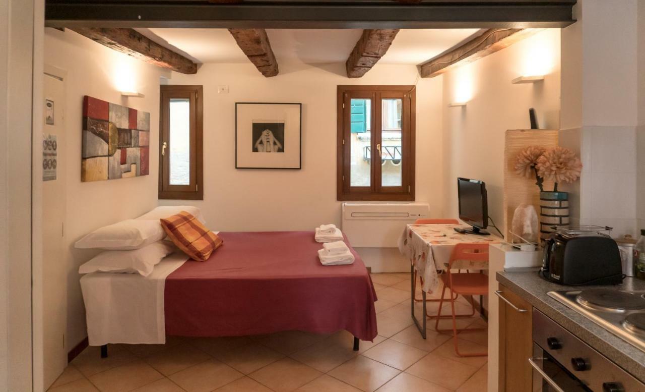 In The Heart Of Biennale Ac Wi-Fi Apartment Venice Exterior photo